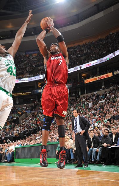 持续制造威 持续制造威